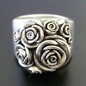 Floral Silver Ring with Rose Design